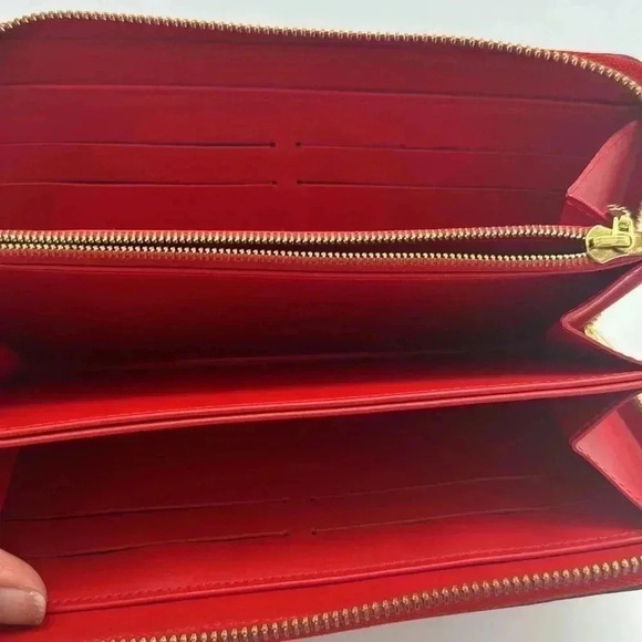 Louis Vuitton Zippy Vernis with FREE ENTRUPY COA - Picture 14 of 16